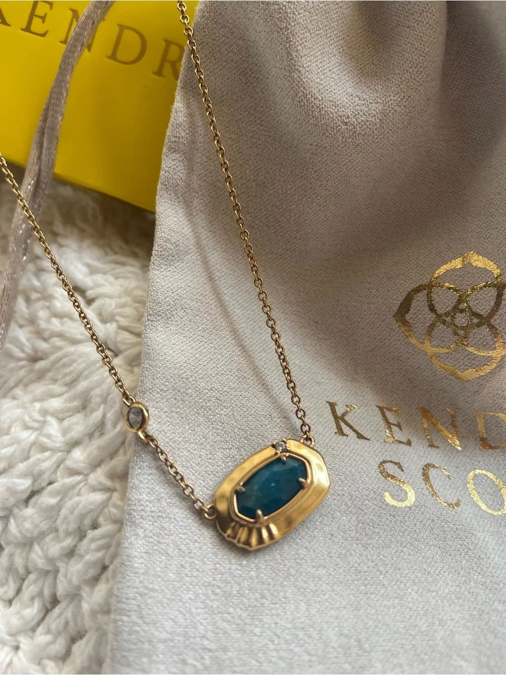 Kendra Scott Teal Gemstone/Crystal Necklace